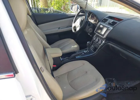 2010 Mazda 6 из США, поврежденный, VIN 1YVHZ8CB3A5M29071